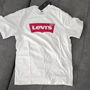 Levi's White Tee with Red Graphic